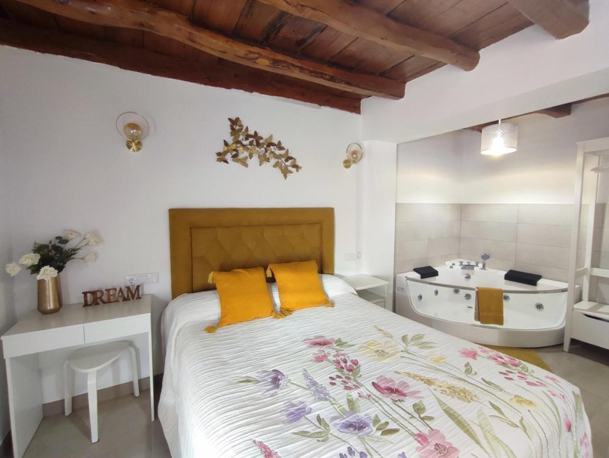 דירות Penafiel Dreams Con Jacuzzi מראה חיצוני תמונה